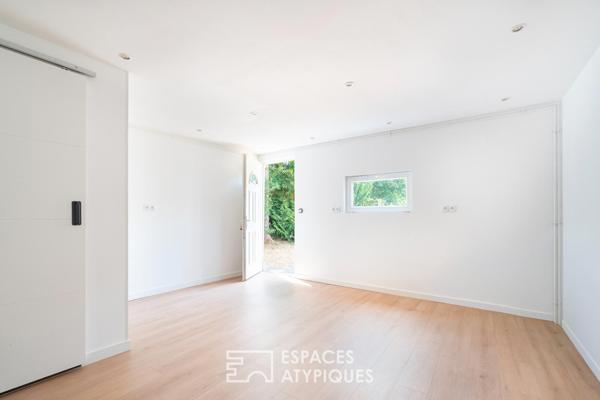 Maison de plain pied avec jardin arboré de 1400m²