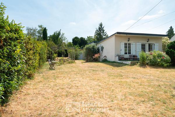 Maison de plain pied avec jardin arboré de 1400m²