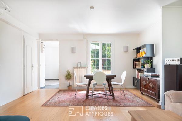 Maison de plain pied avec jardin arboré de 1400m²