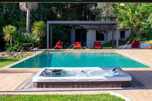 Villa Cannes 8 pièce(s) 410 m2 Cannes Californie 6 900 000 euros
