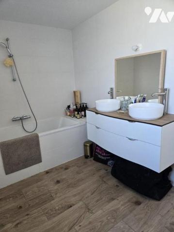 BREST, RIVE DROITE, à deux pas de la plage, maison moderne de 104m²