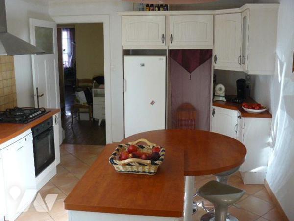 Maison à vendre à Raon-l'Étape (88110) dans les Vosges (88)

Maison en vente à Raon-l'Étape, ...