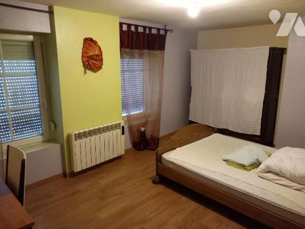 Maison à vendre à Raon-l'Étape (88110) dans les Vosges (88)

Maison en vente à Raon-l'Étape, ...