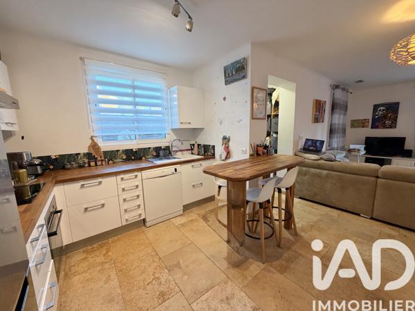 Maison à vendre 4 pièces 77 m² Pélissanne