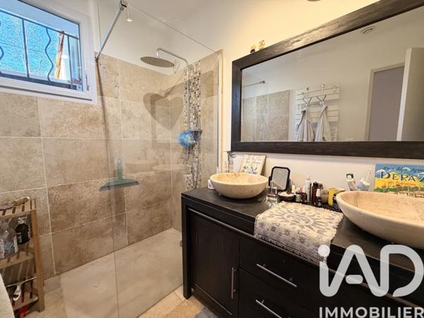 Maison à vendre 4 pièces 77 m² Pélissanne