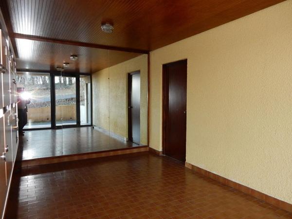 Le Puy-En-Velay 43000 bel appartement traversant entièrement rénové de 74,5 m², 4 pièces dont 3 chambres