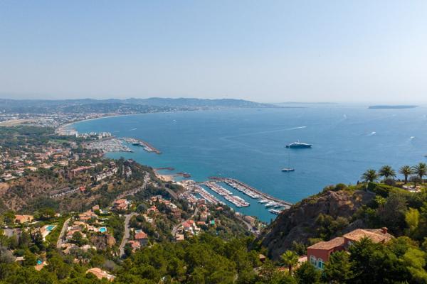 Vente Villa de luxe Théoule-sur-Mer 8 Pièces 250 m²
