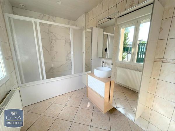 Maison à louer 4 pièces 70.62m² Laon (02000)