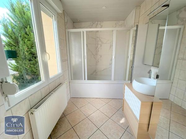 Maison à louer 4 pièces 70.62m² Laon (02000)