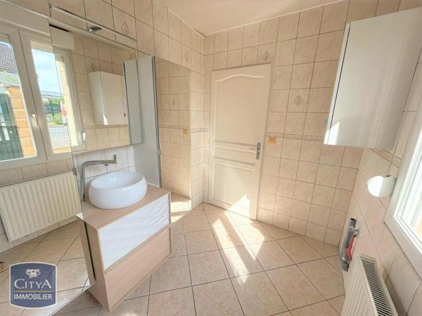 Maison à louer 4 pièces 70.62m² Laon (02000)