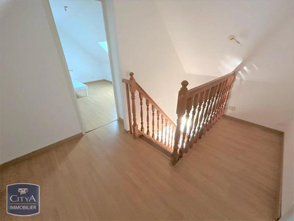 Maison à louer 4 pièces 70.62m² Laon (02000)
