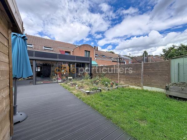 Vente
                Maison132 m² - 5 Pièces -
                    VILLENEUVE D ASCQ (59491)