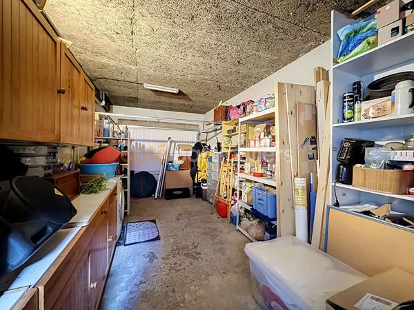 Vente
                Maison132 m² - 5 Pièces -
                    VILLENEUVE D ASCQ (59491)