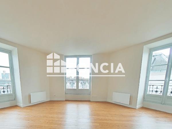 Location Appartement 2 pièces 54.55 m² - LE CARREAU DES DUCS Nantes 44000