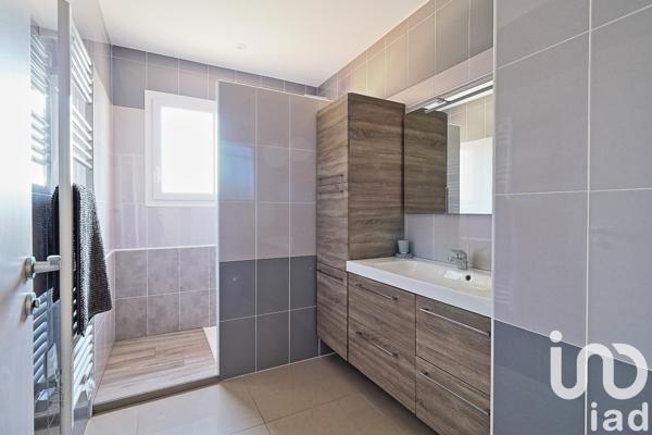 Maison 5 pièces de 136 m² à Alénya (66200)