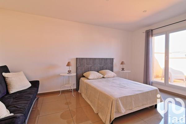 Maison 5 pièces de 136 m² à Alénya (66200)