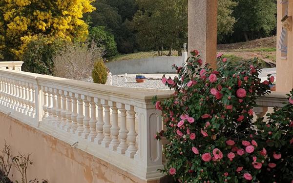 Maison à vendre    4 pièces •  Pierrefeu-du-Var