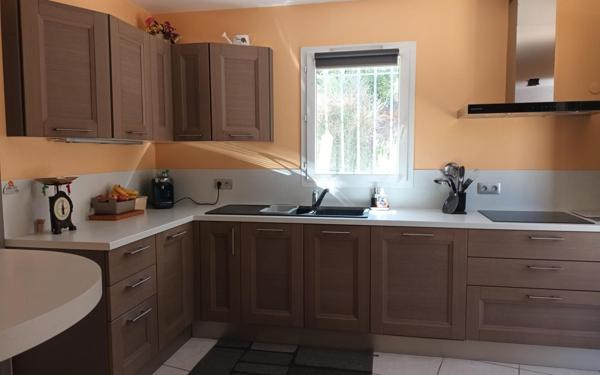 Maison à vendre    4 pièces •  Pierrefeu-du-Var