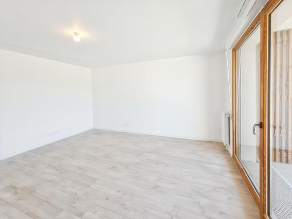Appartement T3 année 2024 de 61 m² dans la résidence "Recto Verso" à Arpajon