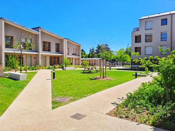 Appartement T3 année 2024 de 61 m² dans la résidence "Recto Verso" à Arpajon