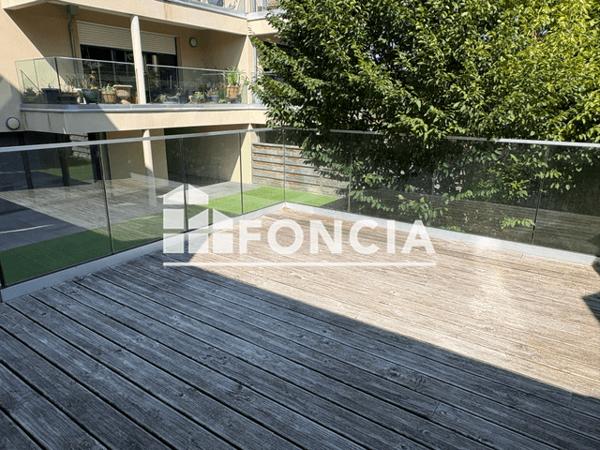 Location Appartement 3 pièces 97.7 m² - Perros Guirec 22700