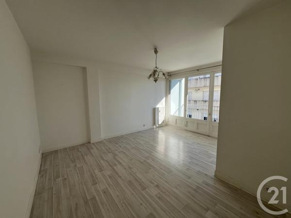 Appartement F3 à vendre  3 pièces - 63,42 m2 LANNEMEZAN - 65