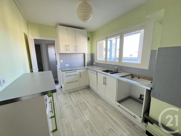 Appartement F3 à vendre  3 pièces - 63,42 m2 LANNEMEZAN - 65