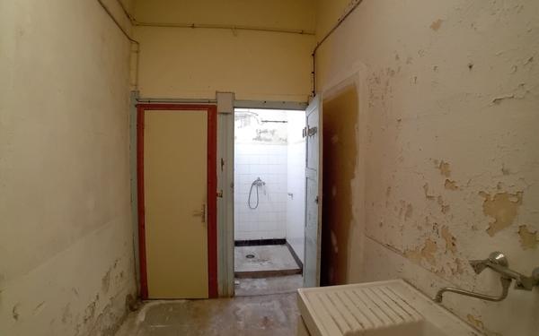 Immeuble à vendre    9 pièces •  Saint-Pol-de-Léon