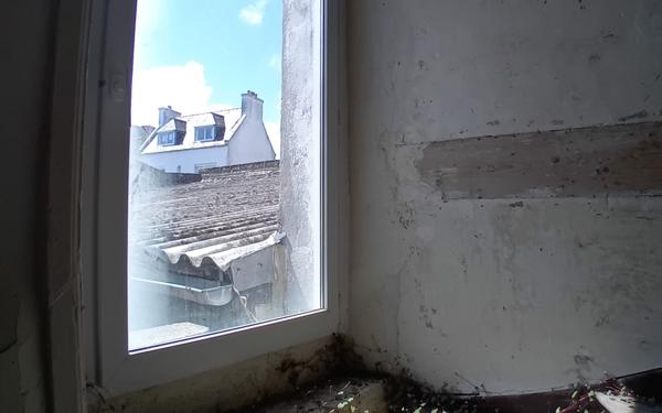 Immeuble à vendre    9 pièces •  Saint-Pol-de-Léon