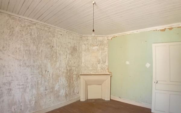 Immeuble à vendre    9 pièces •  Saint-Pol-de-Léon