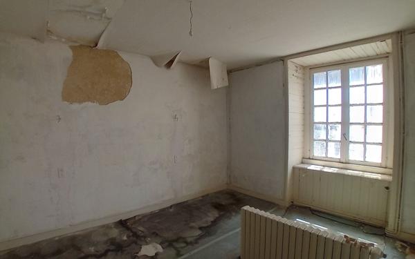 Immeuble à vendre    9 pièces •  Saint-Pol-de-Léon