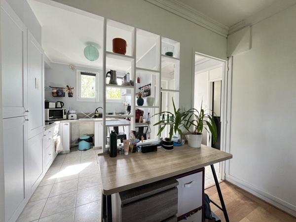 Appartement à louer 950 € CC Tours 4 p 73 m² DPE C