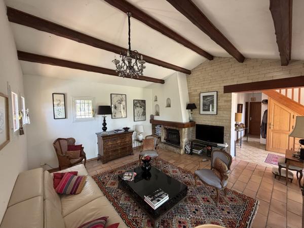 Villa provençale avec piscine et vue dégagée – La Roquette-sur-Siagne