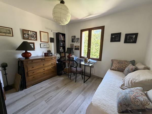 Villa provençale avec piscine et vue dégagée – La Roquette-sur-Siagne