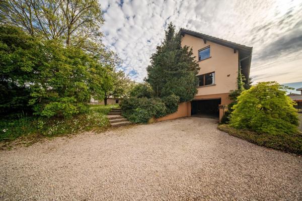 Superbe maison d'architecte de 218,35m² sur un terrain de 1089m²