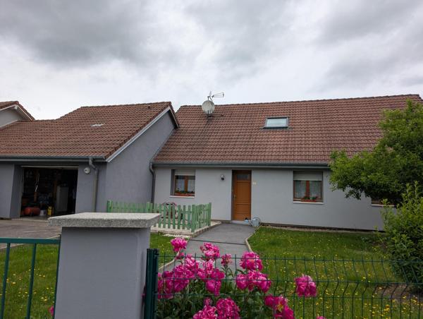 Maison de 200m2 environ avec véranda