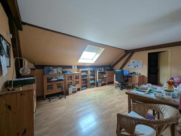 Maison de 200m2 environ avec véranda