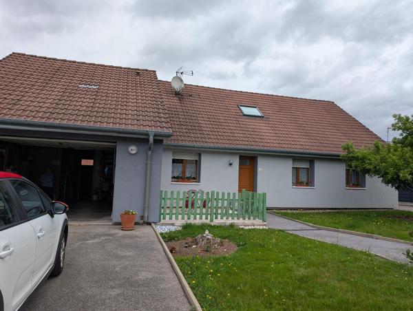 Maison de 200m2 environ avec véranda