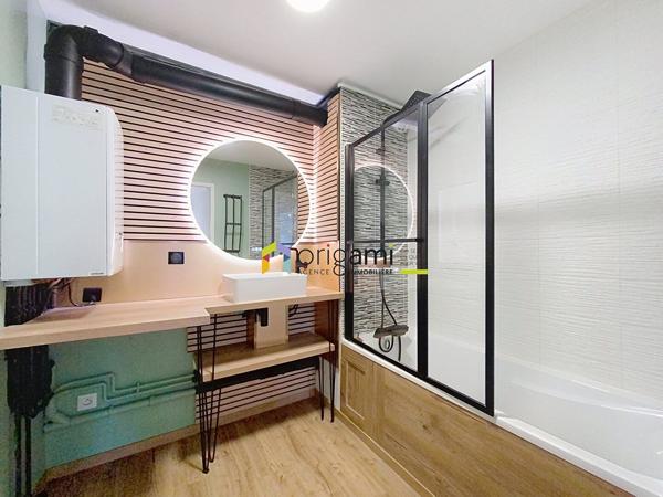 Strasbourg Ganzau - Superbe F3 Rénové de 61 m² Strasbourg Strasbourg Ganzau - Superbe F3 Rénové de 61 m² Strasbourg