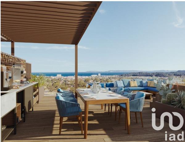 Appartement 3 pièces de 74 m² à Bormes-les-Mimosas (83230)