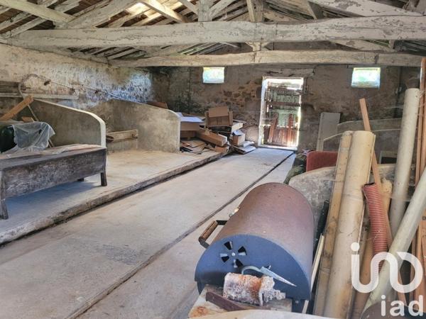 Maison 5 pièces de 132 m² à Neuvy-Bouin (79130)