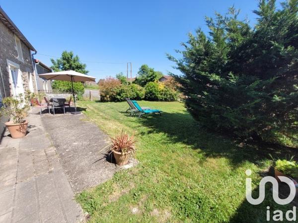 Maison 5 pièces de 132 m² à Neuvy-Bouin (79130)