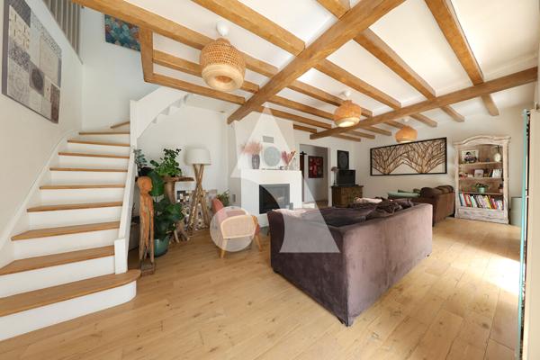 Maison 5 pièces 189.43 m2