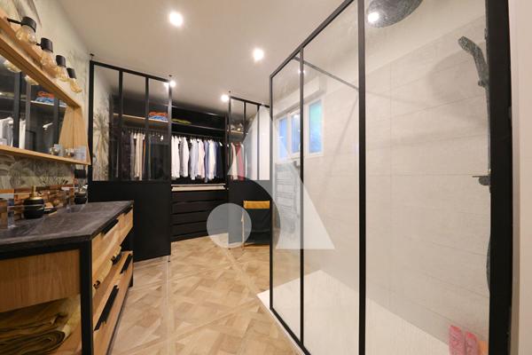 Maison 5 pièces 189.43 m2