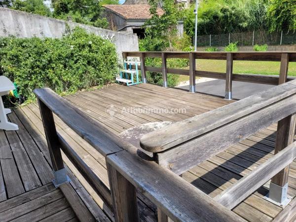 Vente Maison 6 pièces 206 m2 à Saint-Jean-d'Angély