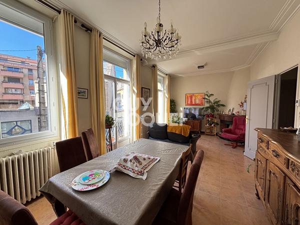 Immeuble de rapport 260 m² 4 lots Centre-ville d'Aubenas 2 000 de revenus mensuels