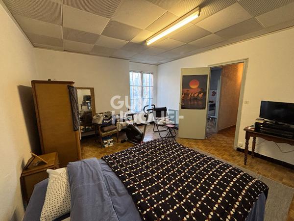 Immeuble de rapport 260 m² 4 lots Centre-ville d'Aubenas 2 000 de revenus mensuels