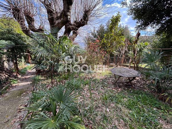 Immeuble de rapport 260 m² 4 lots Centre-ville d'Aubenas 2 000 de revenus mensuels