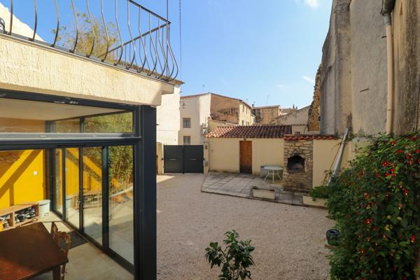 Maison familiale 5 pièces en centre village, au calme absolu