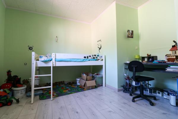 Maison familiale 5 pièces en centre village, au calme absolu